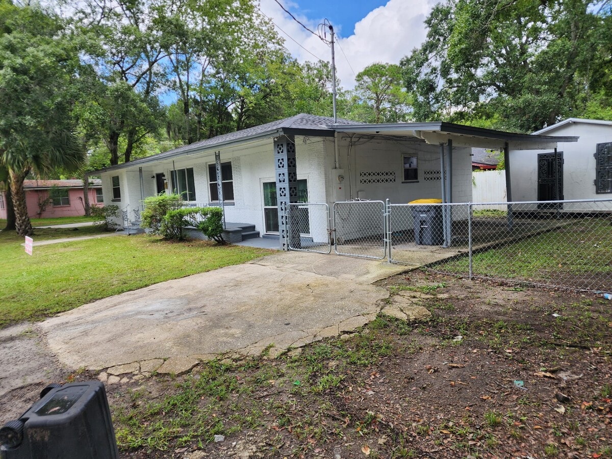 Photo - 4123 Wilson St