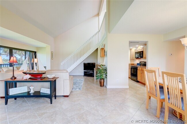 Photo - 271 NE Edgewater Dr Unit 271