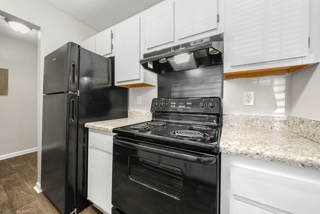 Photo - The Greens at Cascade Apartment Homes