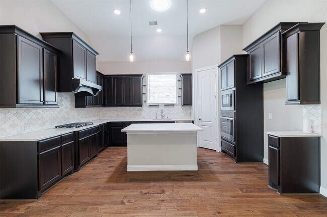 Photo - 1803 Pepper Grove Ln