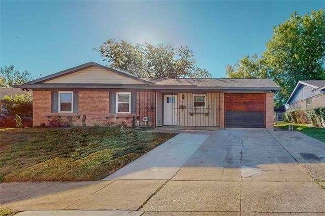 Building Photo - 3524 Pacesetter Dr