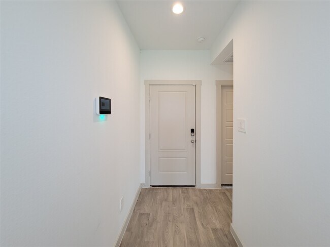 Photo - 7919 Grey Wolfe Ln