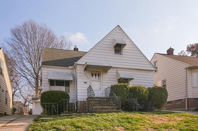 Building Photo - Charming 3-Bedroom Property in Prime Location Rental