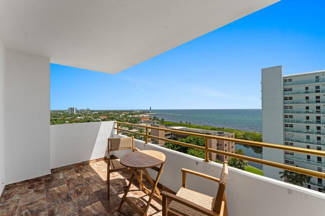 Building Photo - 1630 N Ocean Blvd Unit 1011