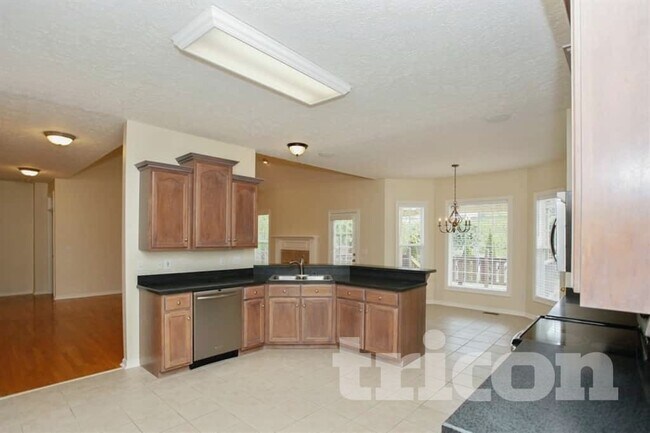 Photo - 101 Crooked Creek Ct