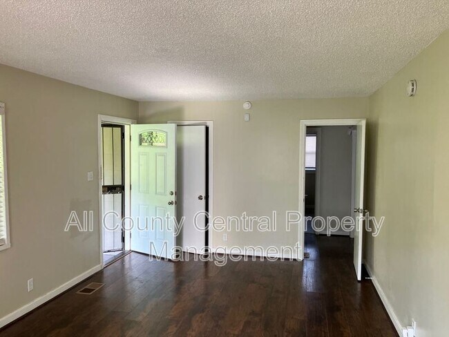 Photo - 1444 31st St N
