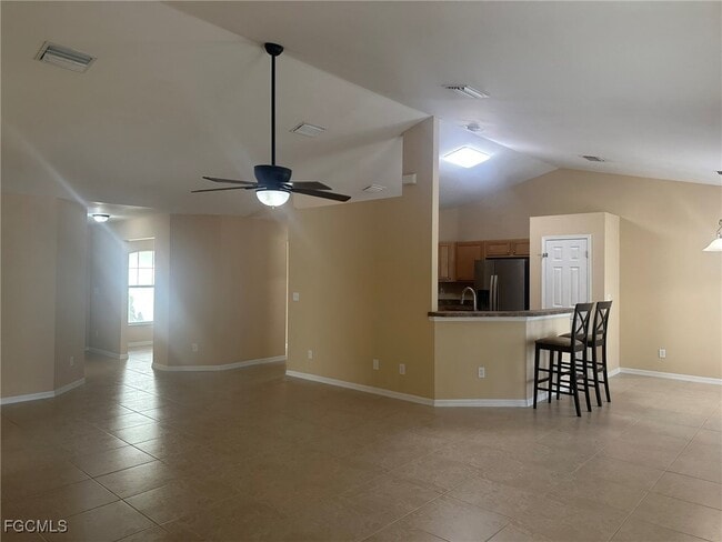 Photo - 2125 NE 9th Ave