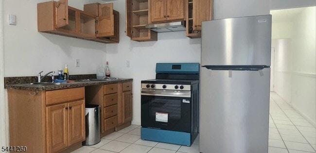 Photo - 245 Clark Pl