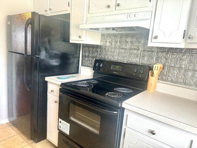 Photo - 2922 St Marks Rd SW