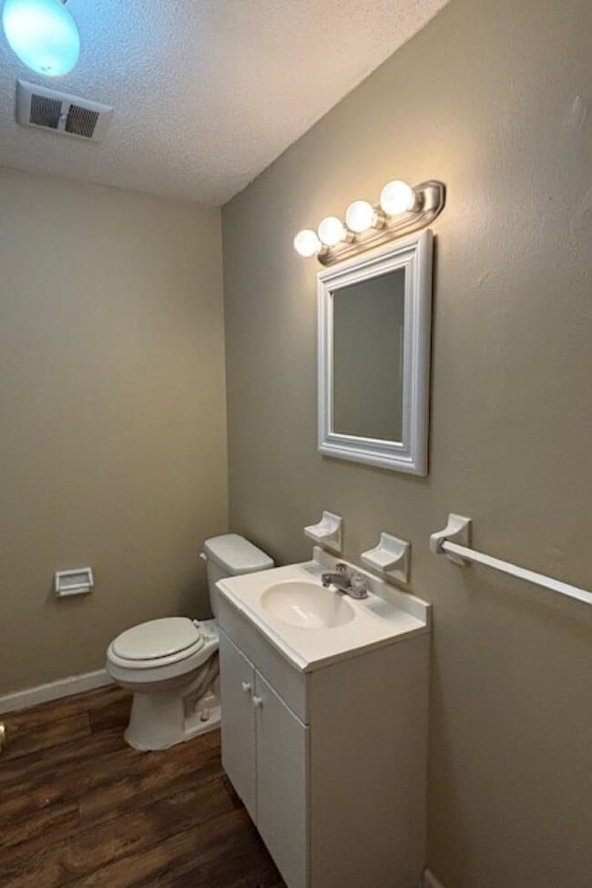 Photo - 436 Belmont Rd