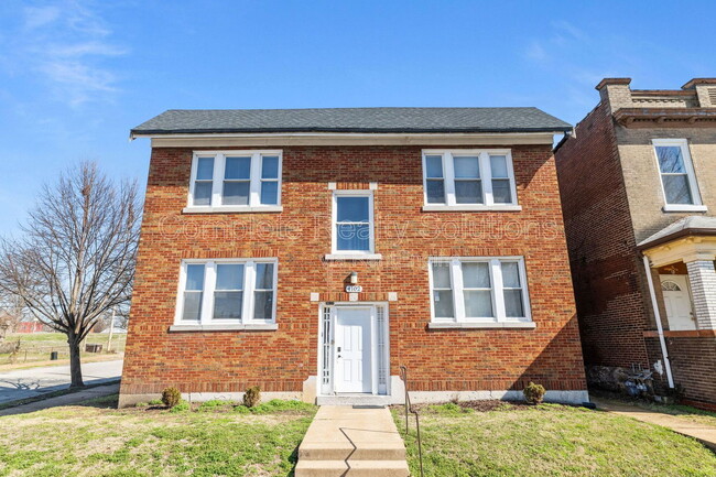 Building Photo - 4102 California Ave Unit 2s