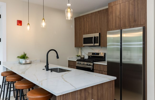 Photo - 3046 W Irving Park Rd