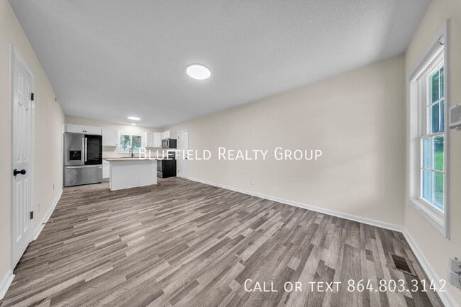 Photo - 130 Harmony Dr