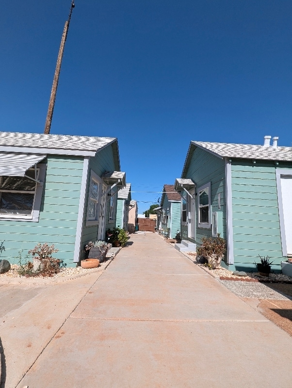 Photo - 3025 Myers St