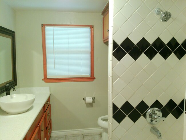 Photo - 1509 Marine Dr