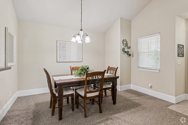 2BR, 2BA - 1,350SF - Dining Room