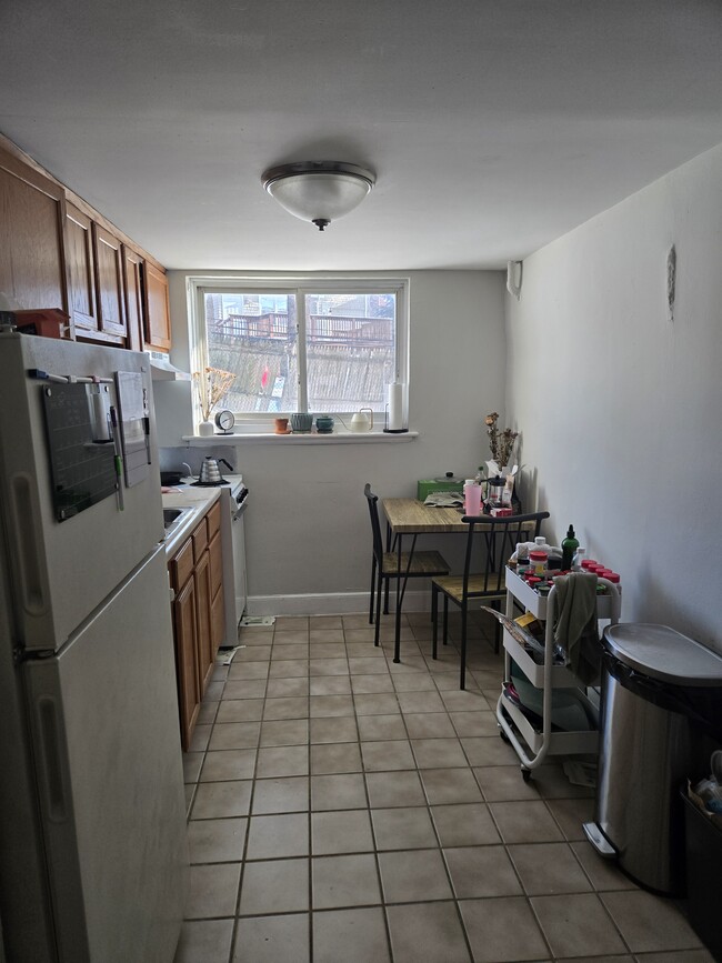 Photo - 67 Chiswick Rd Unit 2