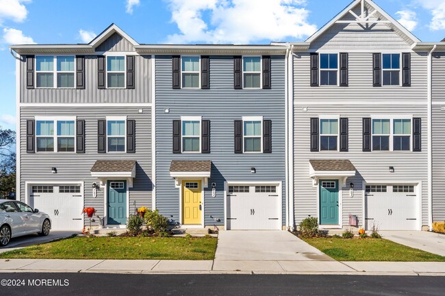 Photo - 702 Cyprus Ct Townhome