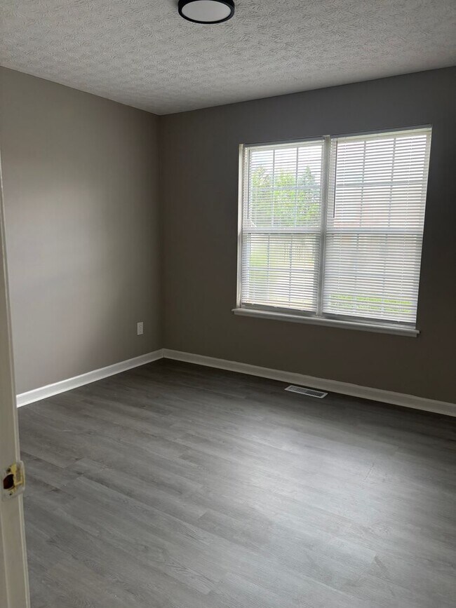 Photo - 109 Quail Ridge Cir Unit Apt C