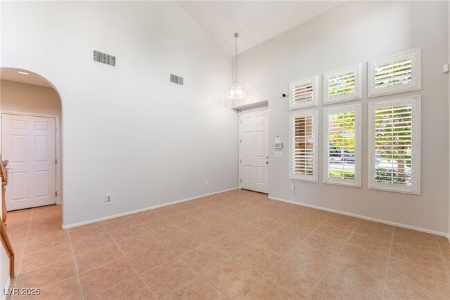 Photo - 600 El Loro St