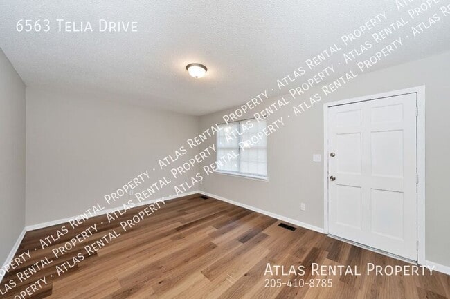 Photo - 6563 Telia Dr