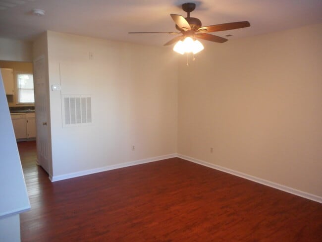 Photo - 1112 Camden Ave Unit 104