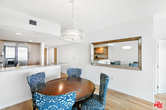 Photo - 13700 Marina Pointe Dr Unit 702