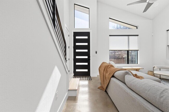 Photo - 608 Hammack Dr