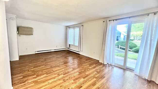 Photo - 1 Cinnamon Spring Unit 1