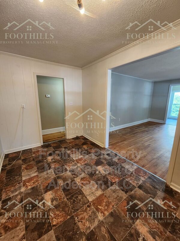 Photo - 1917 Inman Dr