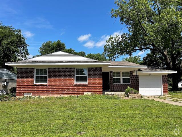 Building Photo - 2627 Tealford Dr Rental