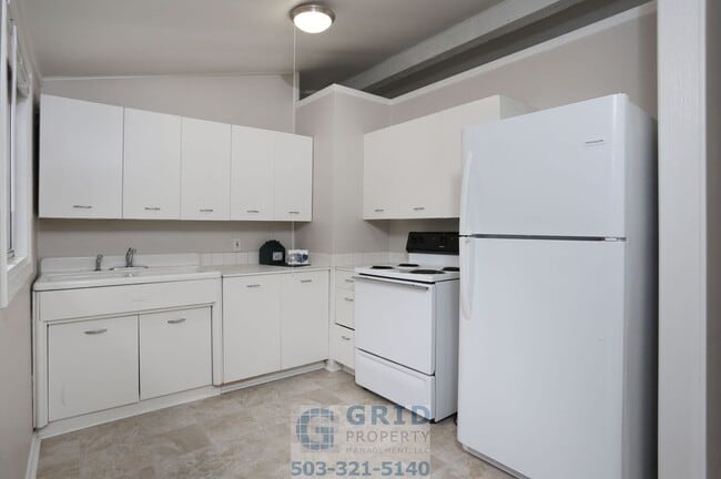 Photo - 2 Bedroom Home Available in Southeast Port...