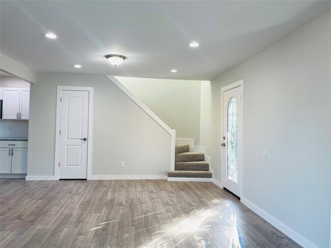 Photo - 1032 Hoke Smith Dr