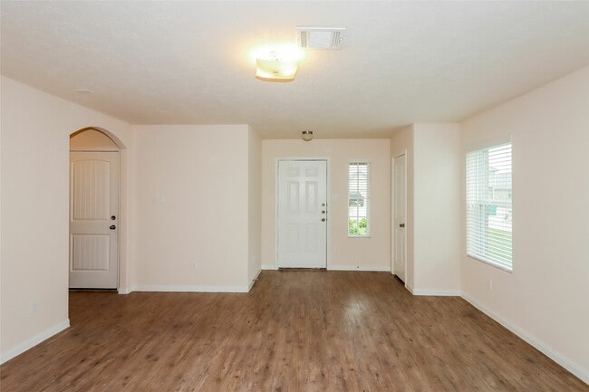 Photo - 3803 Cary Creek Dr