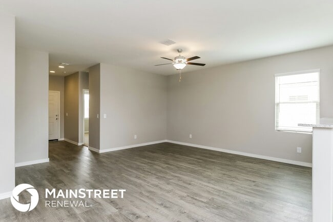 Photo - 37517 W La Paz St