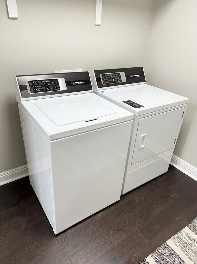 Photo - 160 Fernhill Ave