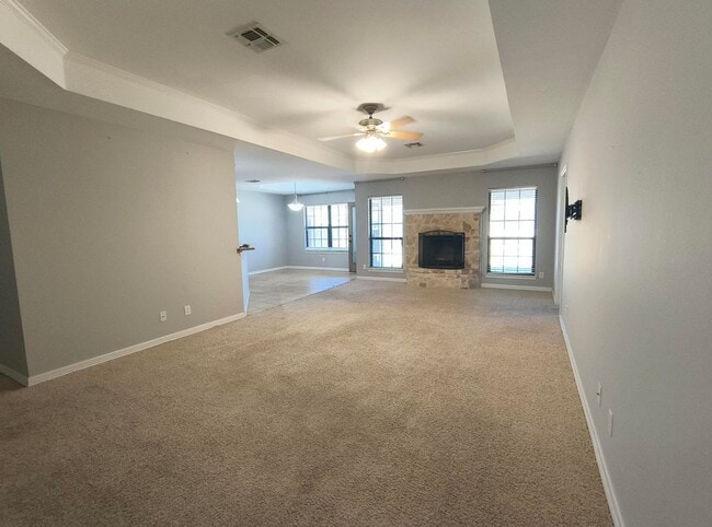 Photo - Beautiful 3 bedroom and 2 bath in a Quiet Cul-de-Sac in the Bluffs!