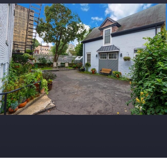 Building Photo - 109 72nd St Rental
