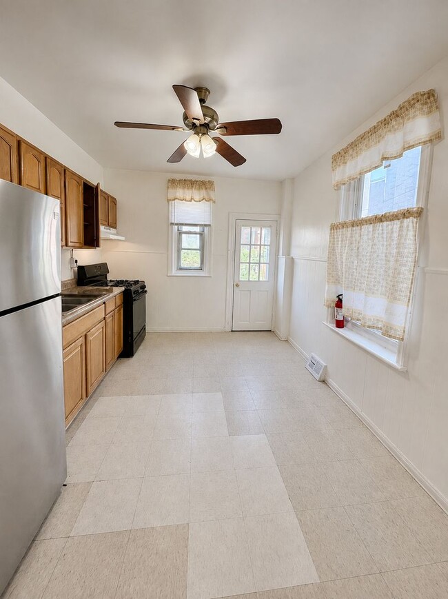 Photo - 2942 Tulip St