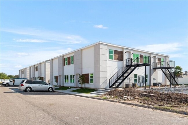 Building Photo - 901 E Yuma Ave Unit 602 Rental