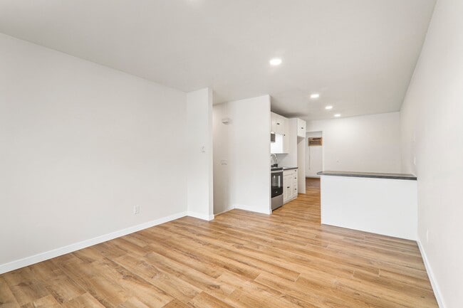 881 Janesville St, Oregon, WI 53575