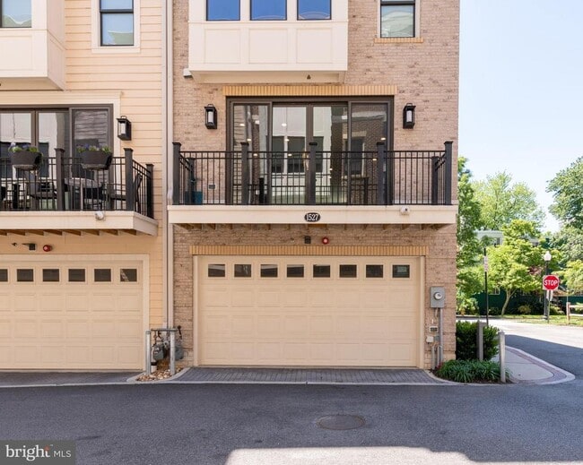 Photo - 1527 16th Rd N