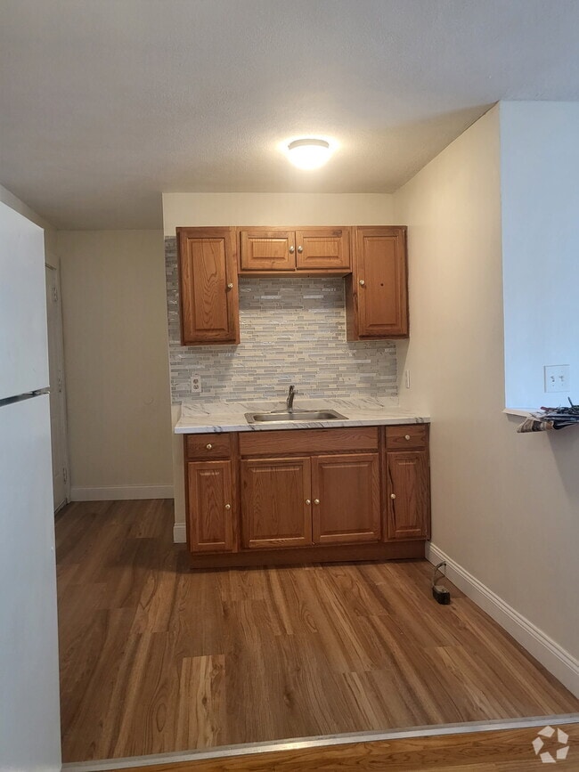Building Photo - 108 Union St Unit Apt #1