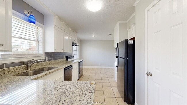 Photo - 1417 Antone Ct