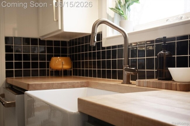 Photo - 505 Catalpa Dr