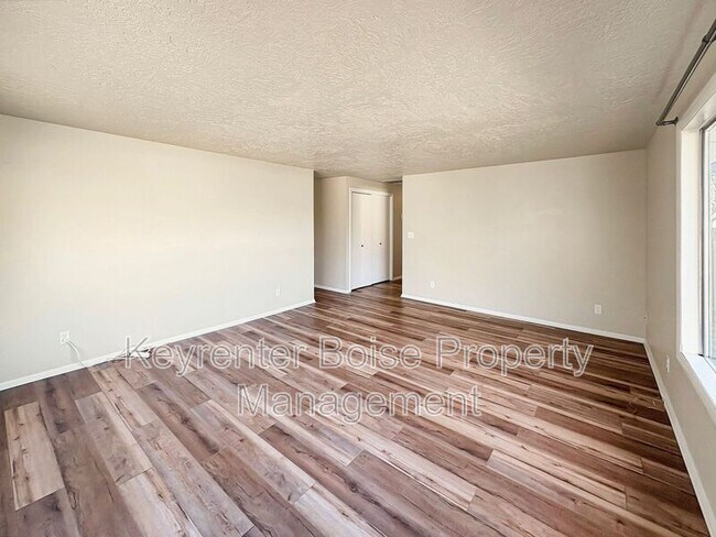 Photo - 2238 S Latah St