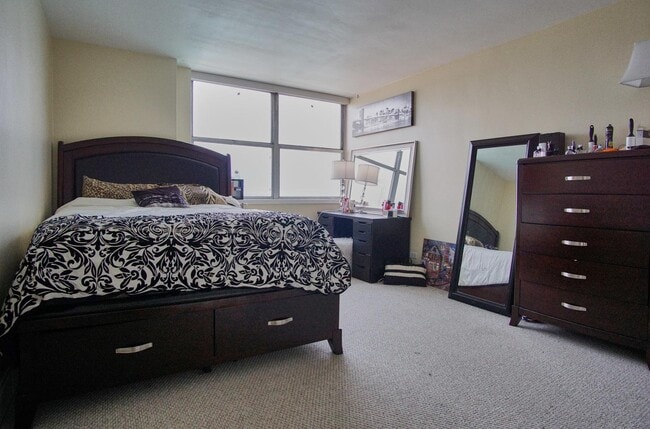 Photo - 6301 N Sheridan Rd Unit 23N