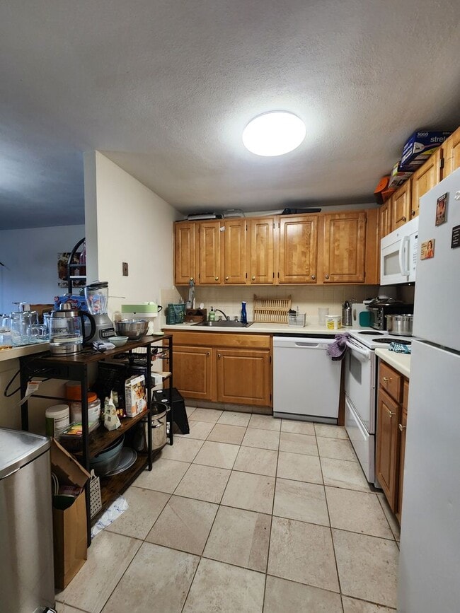 Photo - Watertown - 2 Bedroom Apartment - 9/1  **NO FEE*
