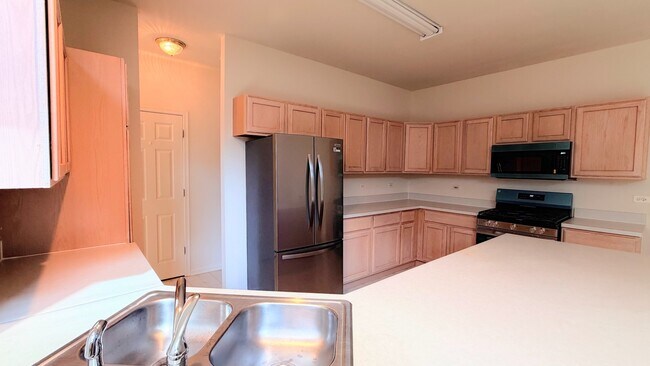 7 Blue Stem Ct
