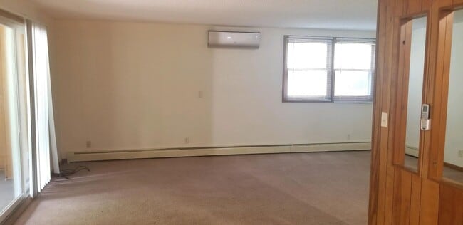 Photo - 1315 College St Unit Apt B